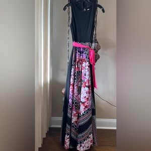 Maxi floral dress